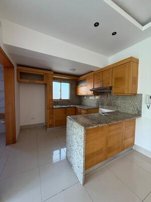 Apartamento en Mirador Sur, Santo Domingo D.N. de 2 habitaciones con 2 baños y 2 parqueos de 1 mts² con mantenimiento incluido - Imagen 5
