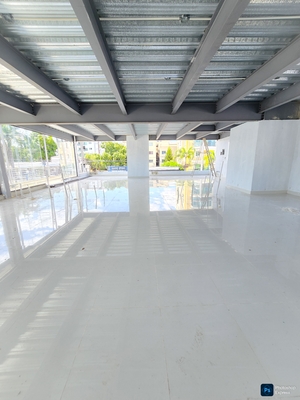 Local comercial en Villa Olga, Santiago con 1 baño y 6 parqueos de 175 mts² con mantenimiento incluido - Imagen 4