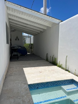 Casa en Bávaro, Punta Cana de 2 habitaciones con 2 baños y 1 parqueo con mantenimiento incluido - Imagen 2