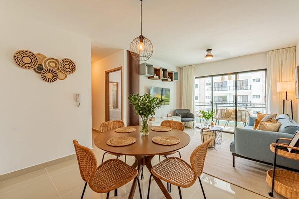 Apartamento en Bávaro, Punta Cana de 2 habitaciones con 2 baños y 2 parqueos con mantenimiento incluido - Imagen 2
