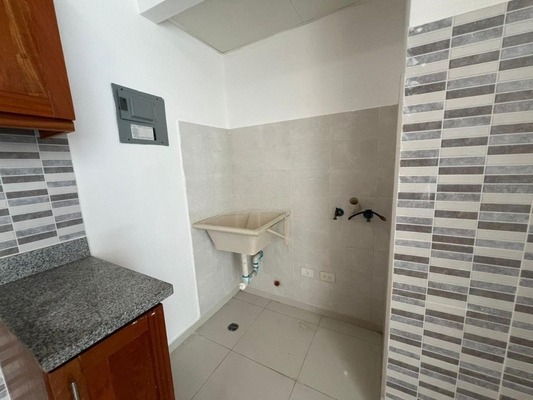 Apartamento en Bella Vista, Santo Domingo D.N. de 1 habitación con 1 baño de 61 mts² con mantenimiento incluido - Imagen 4