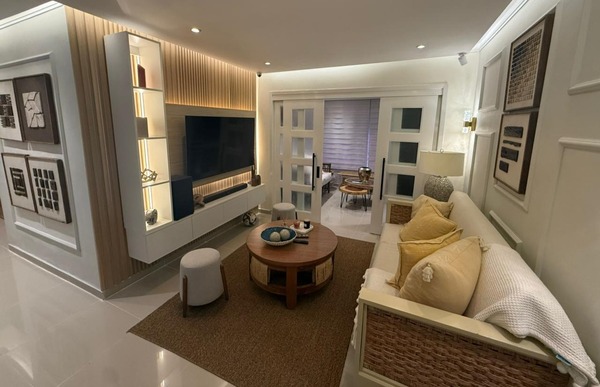 Apartamento en Autopista San Isidro, Santo Domingo Este de 3 habitaciones con 2 baños y 2 parqueos de 84 mts² - Imagen 2