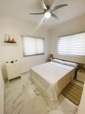 Apartamento en Corales Del Sur, Santo Domingo Este de 3 habitaciones con 2 baños y 1 parqueo de 2 mts² con mantenimiento incluido - Imagen 4