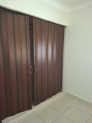 Apartamento en Av. España, Santo Domingo Este de 3 habitaciones con 2 baños y 1 parqueo en 4to nivel de 110 mts² con mantenimiento incluido - Imagen 3