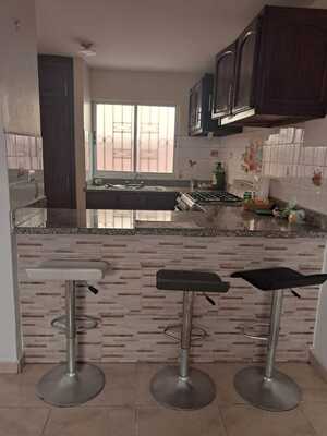 Casa en Velacasa, Santo Domingo D.N. de 4 habitaciones con 3 baños y 2 parqueos de 2 niveles con 176 mts² - Imagen 3