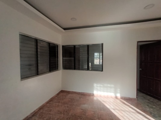 Casa de 440 metros cuadrados con 3 habitaciones, 1.5 baños y 1 parqueo en Cancino I, Santo Domingo Este - Imagen 4