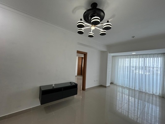 Apartamento en Urbanización Real, Santo Domingo D.N. con 1 habitación, 1 baño, 1 parqueo en 6to nivel de 63 mts² con mantenimiento incluido - Imagen 6