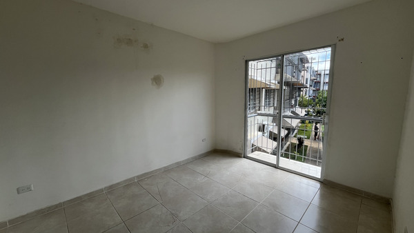 Apartamento en Ciudad Juan Bosch, Santo Domingo Este con 3 habitaciones, 2 baños, 1 parqueo en 2do nivel de 77 mts² - Imagen 5
