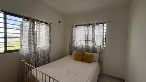 Apartamento en Jacobo Majluta, Santo Domingo Norte con 3 habitaciones, 2 baños, 1 parqueo en 2do nivel de 107 mts² - Imagen 2