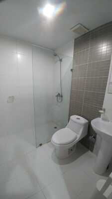 Apartamento en Gazcue, Santo Domingo D.N. con 1 habitación, 1 baño, 1 parqueo en 6to nivel de 59 mts² con mantenimiento incluido - Imagen 2