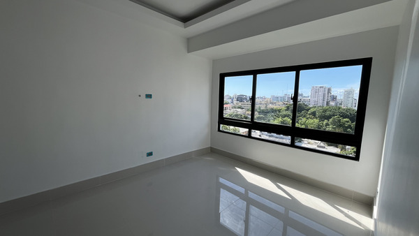 Apartamento en Ensanche Naco, Santo Domingo D.N. con 1 habitación, 1 baño, 1 parqueo en 7mo nivel de 56 mts² con mantenimiento incluido - Imagen 6