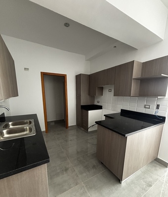 Apartamento en Altos De Arroyo Hondo, Santo Domingo D.N. con 1 habitación, 1 baño, 2 parqueos en 58vo nivel de 58 mts² con mantenimiento incluido - Imagen 2