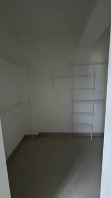 Apartamento en Alma Rosa I, Santo Domingo Este con 3 habitaciones, 3 baños, 2 parqueos en 3er nivel de 180 mts² con mantenimiento incluido - Imagen 2