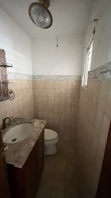 Casa en Los Prados, Santo Domingo D.N. con 3 habitaciones, 2 baños, 2 parqueos de 2 niveles con mantenimiento incluido - Imagen 6