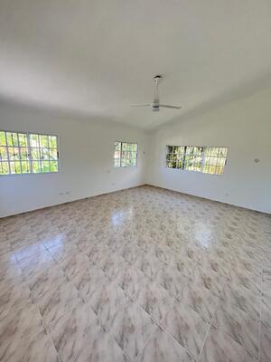 Casa en Cuesta Hermosa Ii, Santo Domingo D.N. de 3 habitaciones con 2 baños y 3 parqueos con 450 mts² - Imagen 4