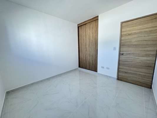 Apartamento en Valle Verde Ii, Santiago de 3 habitaciones con 2 baños y 1 parqueo en 3er nivel con 85 mts² - Imagen 4