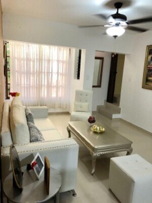 Casa en Serrallés, Santo Domingo D.N. de 3 habitaciones con 2 baños y 1 parqueo - Imagen 5