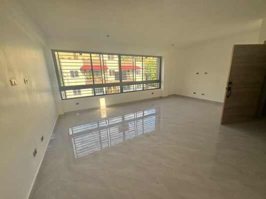Apartamento en Los Alamos / Alameda, Santo Domingo Oeste de 2 habitaciones con 2 baños y 1 parqueo en 1er nivel con 100 mts² con mantenimiento incluido - Imagen 5