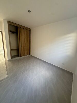 Apartamento en Los Alamos / Alameda, Santo Domingo Oeste de 3 habitaciones con 2 baños y 1 parqueo en 2do nivel con 110 mts² con mantenimiento incluido - Imagen 5