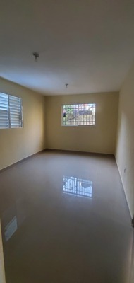 Casa en El Millón, Santo Domingo D.N. de 1 habitación con 1 baño de 2 niveles - Imagen 5