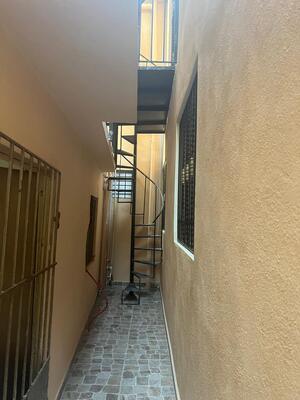 Casa en El Millón, Santo Domingo D.N. de 1 habitación con 1 baño de 2 niveles - Imagen 6