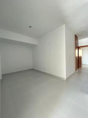 Apartamento en Mirador Norte, Santo Domingo D.N. de 3 habitaciones con 3 baños y 2 parqueos con 140 mts² - Imagen 2