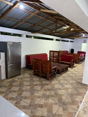 Villa en Guerra Centro, San Antonio De Guerra de 3 habitaciones con 3 baños con 7 mts² - Imagen 2