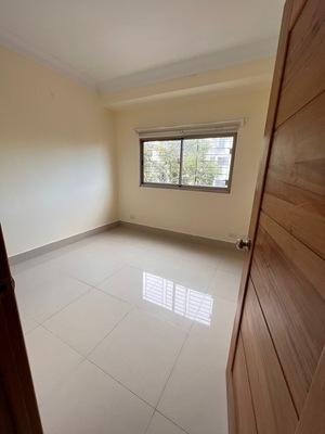 Apartamento en Mirador Norte, Santo Domingo D.N. de 2 habitaciones con 2 baños y 2 parqueos en 3er nivel con 110 mts² con mantenimiento incluido - Imagen 6