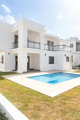 Casa en Puerto Plata, Puerto Plata con 3 habitaciones, 3 baños, 2 parqueos de 2 niveles de 436 mts² - Imagen 4