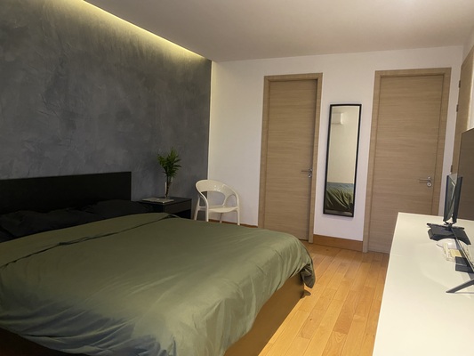 Apartamento en Evaristo Morales, Santo Domingo D.N. con 2 habitaciones, 3 baños, 3 parqueos en 10mo nivel de 250 mts² con mantenimiento incluido - Imagen 4