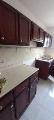 Apartamento en Altos de Arroyo Hondo III, Santo Domingo D.N. con 3 habitaciones, 2 baños, 2 parqueos en 4to nivel de 110 mts² con mantenimiento incluido - Imagen 3