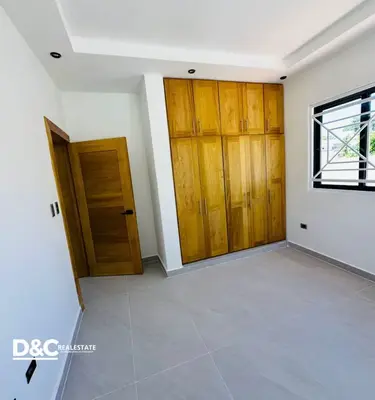 Casa en Puerto Plata, Puerto Plata con 4 habitaciones, 4 baños, 2 parqueos de 2 niveles de 300 mts² con mantenimiento incluido - Imagen 6