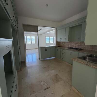 Apartamento en La Trinitaria, Santiago con 3 habitaciones, 3 baños, 3 parqueos de 241 mts² - Imagen 3