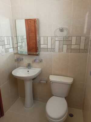 Apartamento en Autopista Las Americas, Santo Domingo Este con 3 habitaciones, 2 baños, 1 parqueo de 80 mts² con mantenimiento incluido - Imagen 4