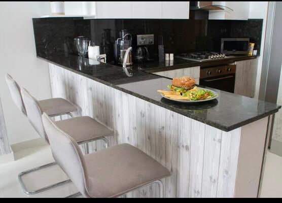 Apartamento en Bella Vista, Santo Domingo D.N. con 2 habitaciones, 2 baños, 1 parqueo en 9no nivel de 80 mts² con mantenimiento incluido - Imagen 3