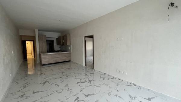 Apartamento en La Feria, Santo Domingo D.N. con 2 habitaciones, 2 baños, 2 parqueos en 4to nivel de 110 mts² con mantenimiento incluido - Imagen 6