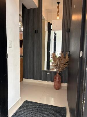 Penthouse en Costa Verde, Santo Domingo D.N. con 3 habitaciones, 3 baños, 2 parqueos en 5to nivel de 200 mts² con mantenimiento incluido - Imagen 4