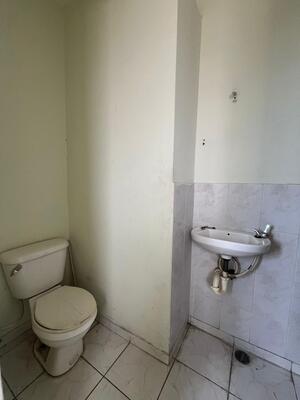 Apartamento en Zona Universitaria, Santo Domingo D.N. con 2 habitaciones, 1 baño, 1 parqueo en 4to nivel de 83 mts² - Imagen 5