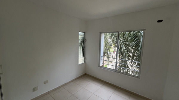 Apartamento en Ciudad Juan Bosch, Santo Domingo Este con 3 habitaciones, 2 baños, 1 parqueo en 3er nivel de 77 mts² - Imagen 5