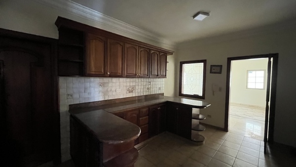 Penthouse en Ensanche Naco, Santo Domingo D.N. con 3 habitaciones, 3 baños, 3 parqueos en 6to nivel de 400 mts² - Imagen 5