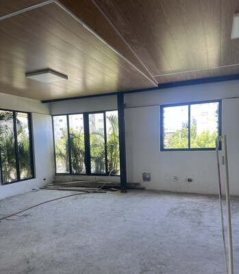 Local comercial en Mirador Sur, Santo Domingo D.N. en 2do nivel de 167 mts² - Imagen 4