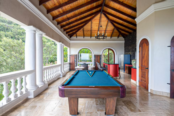 Villa en Jarabacoa, Jarabacoa con 4 habitaciones, 4 baños, 4 parqueos de 1 nivel de 1400 mts² - Imagen 4