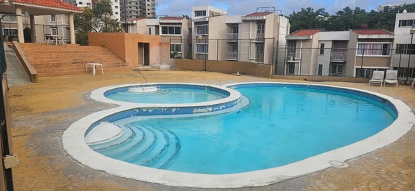 Apartamento en Colinas del Arroyo 2, Santo Domingo Norte con 3 habitaciones, 2 baños, 1 parqueo de 68 mts² con mantenimiento incluido - Imagen 2