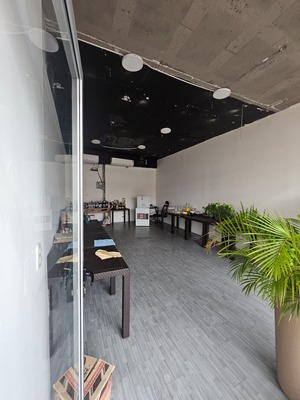 Local comercial en El Millón, Santo Domingo D.N. con 2 baños en 3er nivel de 3 mts² con mantenimiento incluido - Imagen 4