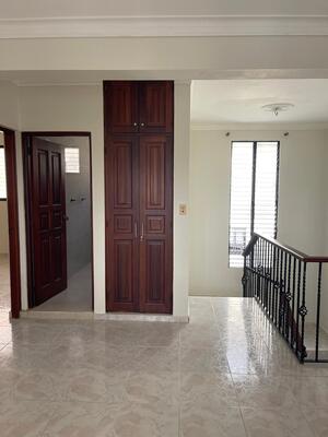 Casa en La Barranquita, Santiago con 4 habitaciones, 3 baños, 2 parqueos de 500 mts² con mantenimiento incluido - Imagen 7