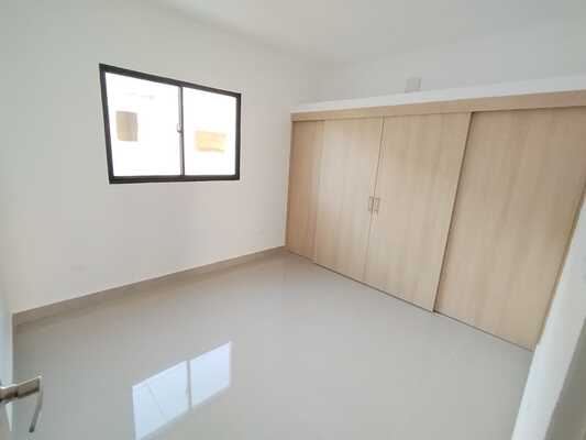 Apartamento en Pueblo Bávaro, Bávaro con 2 habitaciones, 2 baños, 1 parqueo - Imagen 2