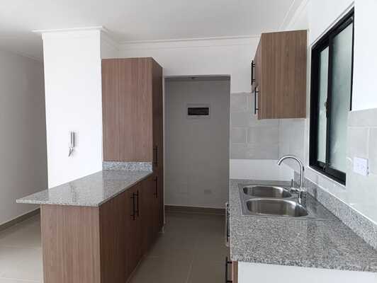 Apartamento en Cancino, Santo Domingo Este con 3 habitaciones, 2 baños, 1 parqueo en 3er nivel con mantenimiento incluido - Imagen 4