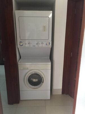 Apartamento en La Esperilla, Santo Domingo D.N. con 1 habitación, 1 baño, 1 parqueo en 2do nivel de 65 mts² con mantenimiento incluido - Imagen 6