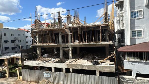 Apartamento en Jardines Del Sur I Y II, Santo Domingo D.N. con 3 habitaciones, 2 baños en 5to nivel - Imagen 7