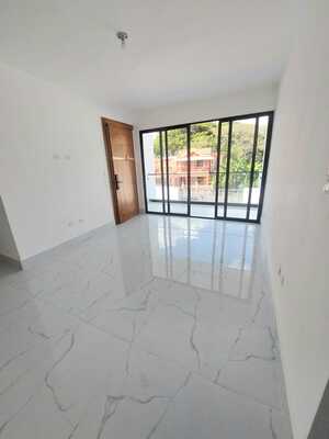 Apartamento en Carretera Gurabo Luperón, Santiago con 3 habitaciones, 2 baños, 2 parqueos en 2do nivel de 117 mts² con mantenimiento incluido - Imagen 2